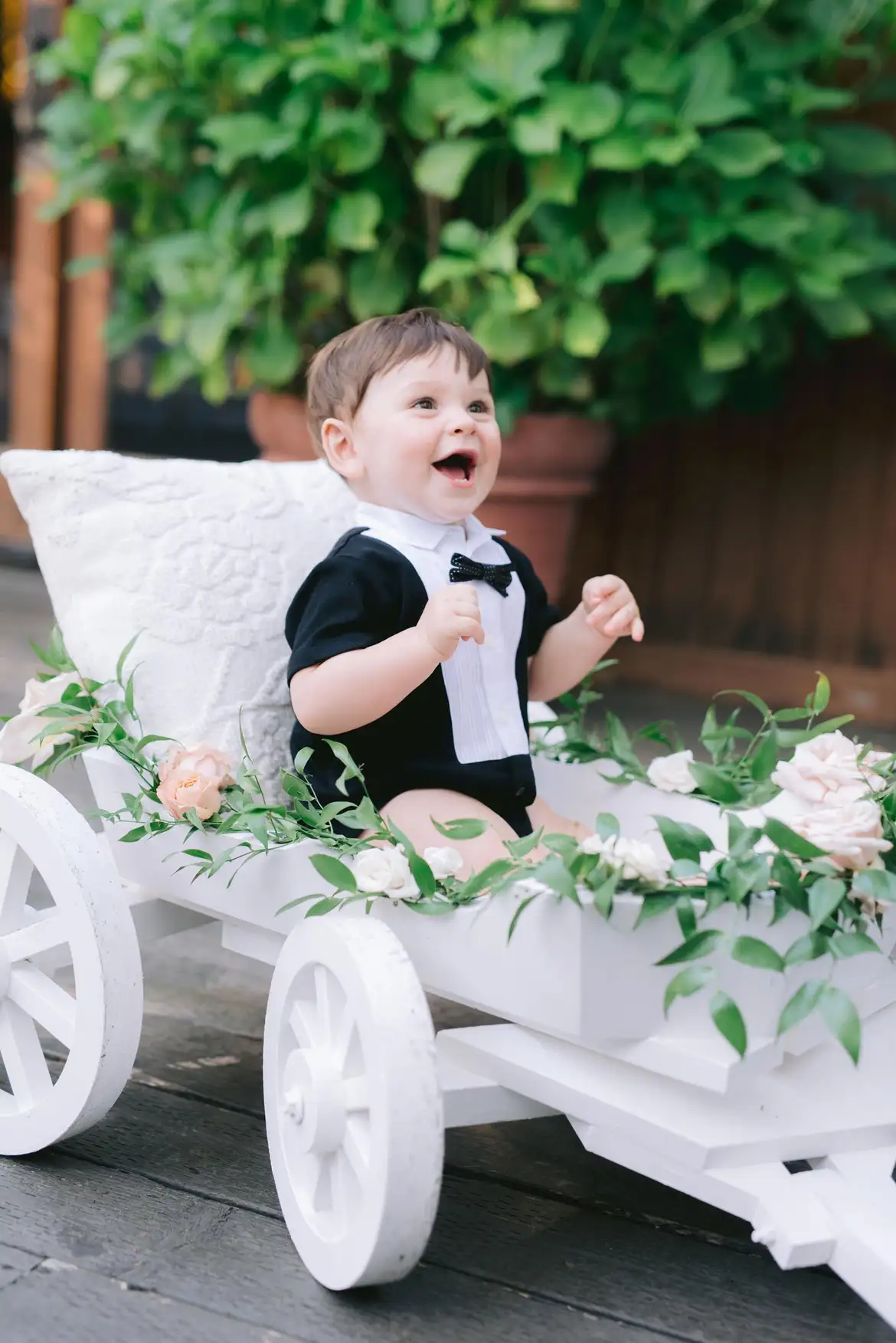 19 Ways to Keep Kids Entertained at Your Wedding