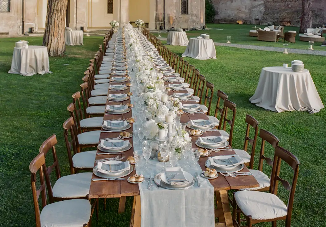 Wedding table layout 60 photos - Astyledwedding.com