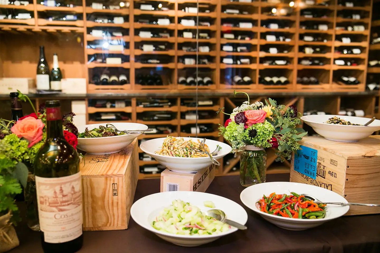 Should You Have a Buffet or SitDown Dinner at Your Wedding?