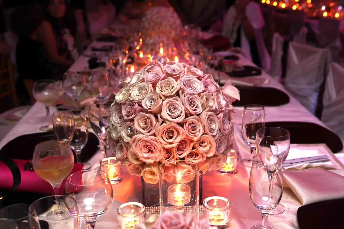 Reception Décor Photos Round Centerpiece of Roses Inside Weddings