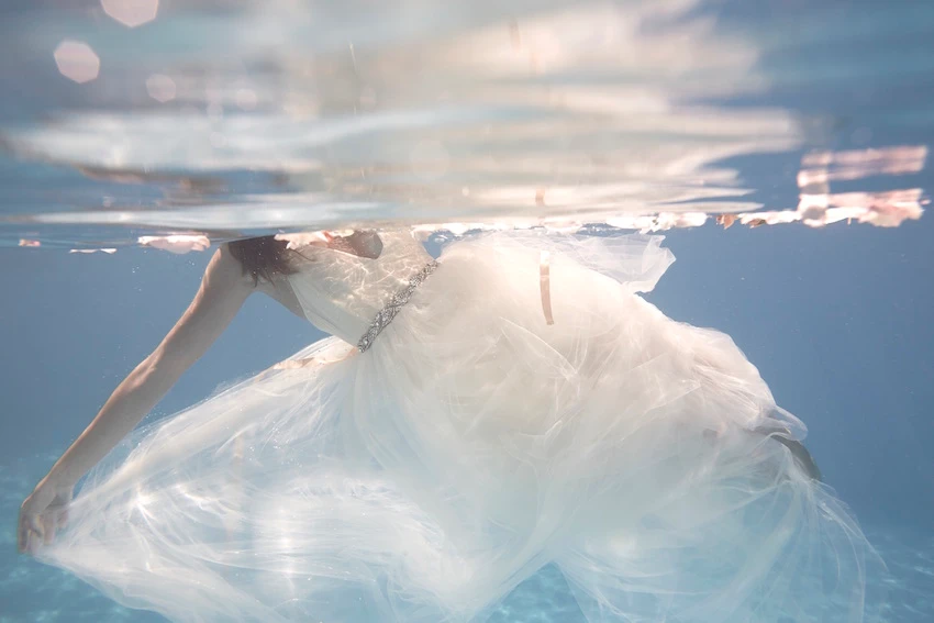 Pros and Cons: Partaking in the "Trash the Dress" Trend