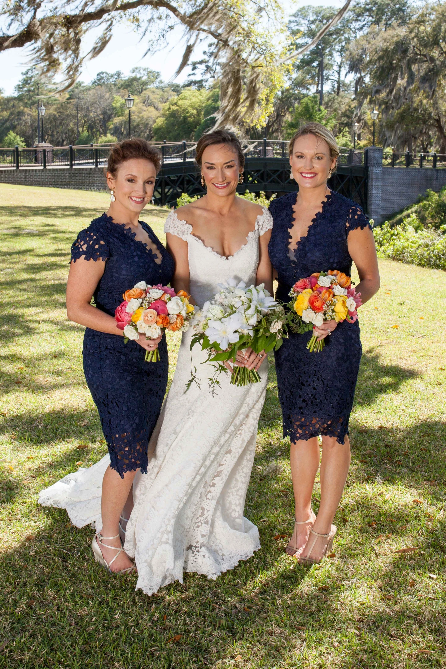 Navy-Hued Bridesmaid Dresses for Winter Weddings