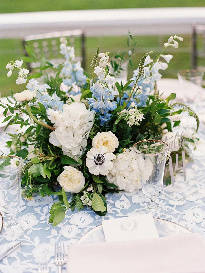 Blue \u0026 White Wedding Ideas: Details, Décor \u0026 More, image size:800x1062