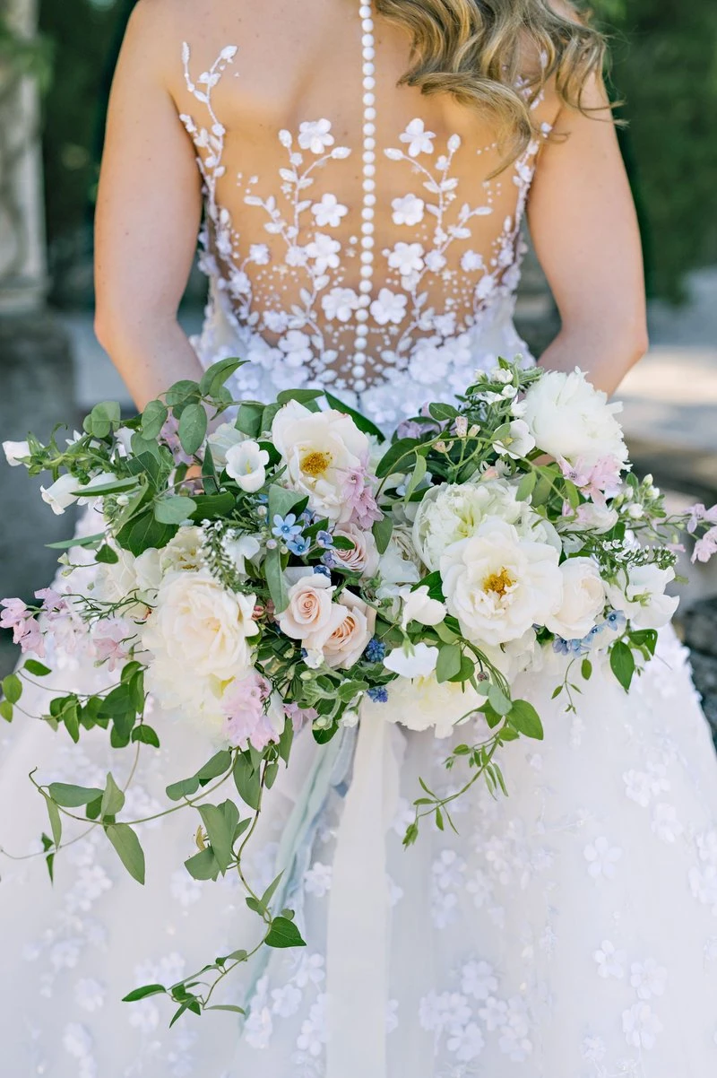 Brigitte - Fine Wedding at Château Bouffémont ✨ A place where timeless  elegance meets modern Old-Money charm – classy, feminine, and adorned with  delicate lace. 💖 For this special moment, we chose, image size:800x1202